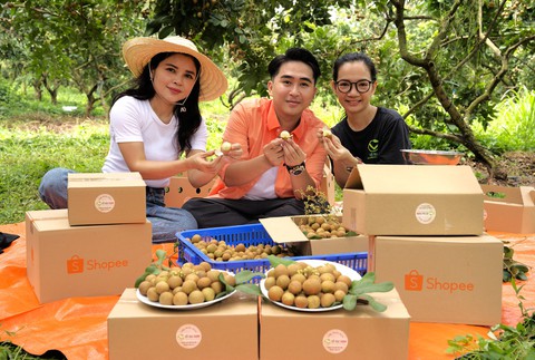 Hành trình Shopee xây ‘bệ phóng’ đưa hàng Việt vươn xa - Ảnh 1. Shopee - Ảnh 1.