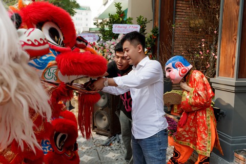 Quang Linh Vlogs - Ảnh 2.