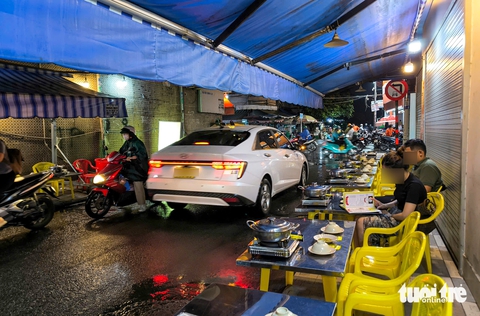 vỉa hè - Ảnh 1.
