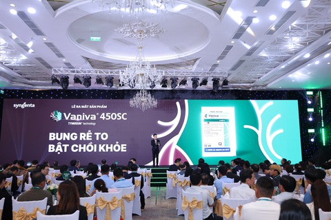 Nông dân có thuốc đặc trị cây trồng - Ảnh 1.