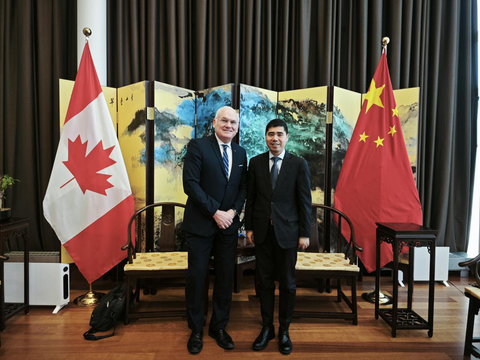 Trung Quốc 'chờ' Canada điều chỉnh để giảm căng thẳng thuế quan - Ảnh 1. Trung Quốc 'chìa cành ô liu' cho Canada để giảm căng thẳng thuế quan - Ảnh 1.