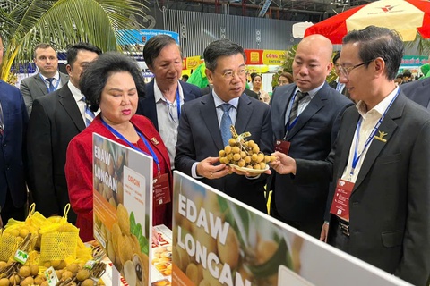 Đa dạng chương trình khuyến mãi tại hội chợ hàng Việt Nam xuất khẩu lớn nhất từ trước đến nay - Ảnh 1.