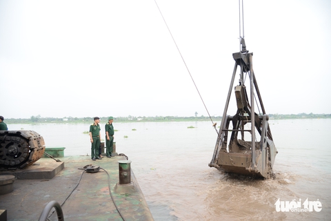 Mở hàng loạt mỏ cát để cung cấp cho các dự án giao thông - Ảnh 1.