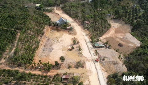 đất đắp - Ảnh 1.
