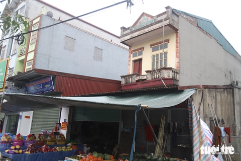 bé gái - Ảnh 1.