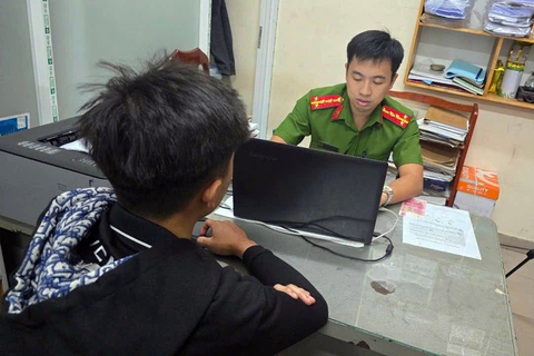 Công an làm việc nhóm người đánh nam sinh cấp 3 ở Đồng Nai đến nứt sọ - Ảnh 1.
