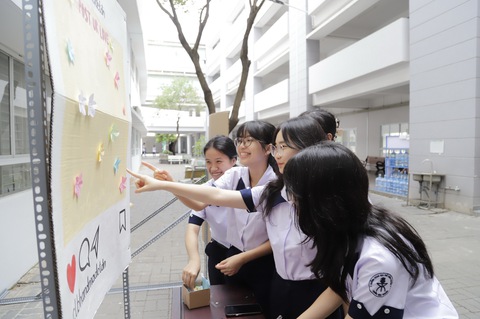 Choáng ngợp với thư viện số, sân chơi xịn sò ở Trường THPT chuyên Trần Đại Nghĩa - Ảnh 7. Choáng ngợp với thư viện số, sân chơi xịn sò ở Trường THPT chuyên Trần Đại Nghĩa - Ảnh 6.