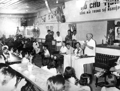 Bảo tàng Tôn Đức Thắng tiếp nhận nhiều hiện vật quý nhân 45 năm ngày mất Chủ tịch Tôn Đức Thắng - Ảnh 4. Tôn Đức Thắng - Ảnh 4.