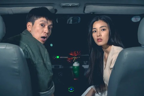 Âm dương lộ ra mắt sau buổi công chiếu gây tranh cãi; 'Pu', 'Chải' Về quê làm giàu - Ảnh 2. Âm dương lộ ra mắt sau buổi công chiếu gây tranh cãi; 'Pu', 'Chải' Về quê làm giàu - Ảnh 2.