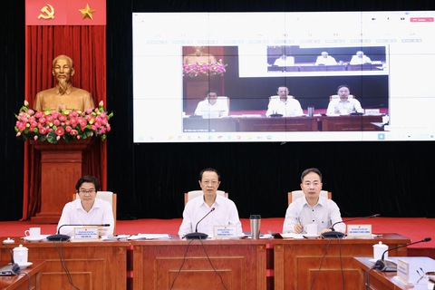 TP.HCM có hơn 10.000, Hà Nội hơn 15.000 cơ sở dạy thêm, học thêm - Ảnh 2.
