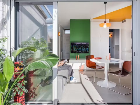 Hãy xem căn hộ nhỏ 40m2 ở Madrid này có những gì - Ảnh 1.
