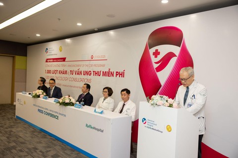 Khám ung thư miễn phí cùng các giáo sư Nhật tại Bệnh viện AIH - Ảnh 3.