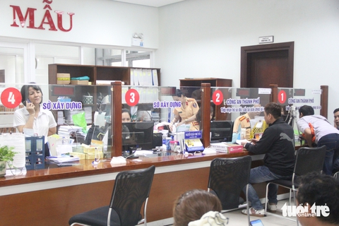 Tiếp nhận hồ sơ ngày đầu nhập sở ở Đà Nẵng: Vừa thông suốt, vừa thong dong - Ảnh 6.