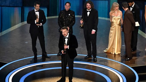 Flow hạ gục 'gã khổng lồ' Disney và DreamWorks gây 'địa chấn' tại Oscar 2025 - Ảnh 1. Flow hạ gục 'gã khổng lồ' Disney và DreamWorks, gây 'địa chấn' tại Oscar 2025 - Ảnh 1.