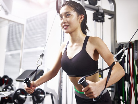 Phụ nữ: Độc lập tài chính, yêu thương và làm điểm tựa cho chính mình - Ảnh 1.