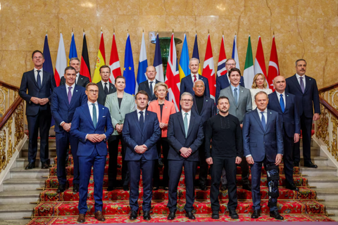 Châu Âu hợp tác soạn thảo kế hoạch hòa bình cho Ukraine để trình lên Mỹ - Ảnh 2.