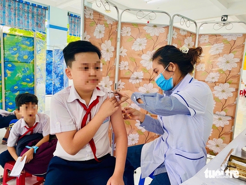 Hơn 25% ca mắc sởi ở Đà Nẵng đã tiêm ít nhất 1 mũi vắc xin - Ảnh 4.