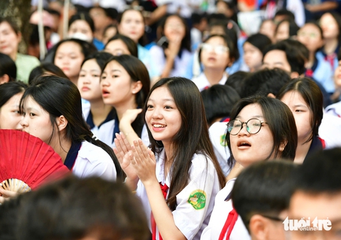 Ngày hội Tự tin vào lớp 10: Chọn nguyện vọng 1, 2, 3 thế nào cho trúng? - Ảnh 4. lớp 10 - Ảnh 4.