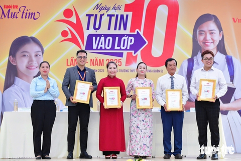 Ngày hội Tự tin vào lớp 10: Chọn nguyện vọng 1, 2, 3 thế nào cho trúng? - Ảnh 11. lớp 10 - Ảnh 13.