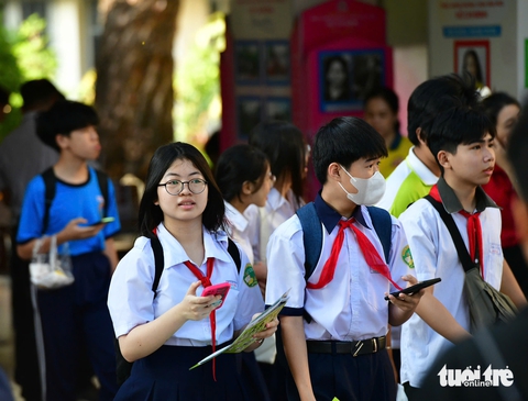 Ngày hội Tự tin vào lớp 10: Học sinh háo hức đến từ sáng sớm - Ảnh 1. lớp 10 - Ảnh 23.