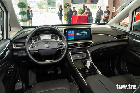 MG G50 ra mắt Việt Nam: Giá từ 559 triệu ngang Xpander song to hơn Innova Cross, không ADAS - Ảnh 4.