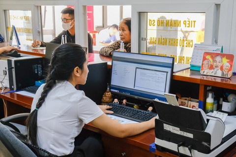 Bộ Nội vụ đề xuất thời điểm hưởng lương hưu mới từ 1-7 - Ảnh 1. lương hưu - Ảnh 1.