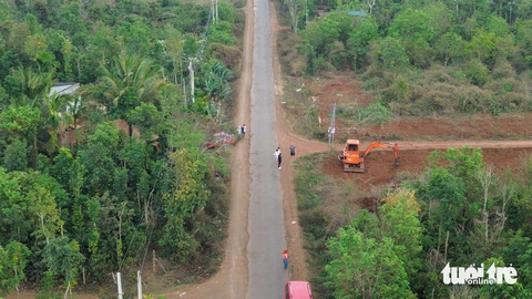 sốt đất - Ảnh 1.