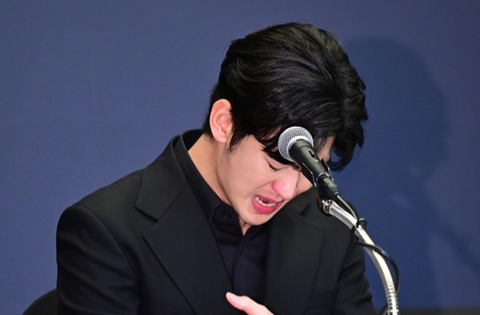 Bị đuổi khỏi họp báo, kênh bóc phốt Kim Soo Hyun tung bằng chứng mới - Ảnh 6. Kim Soo Hyun - Ảnh 5.