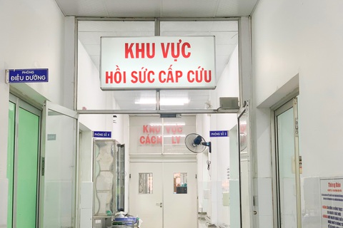 Bộ Y tế đề nghị 3 tỉnh, thành vào cuộc vụ 6 du khách ngộ độc rượu ở Ninh Thuận - Ảnh 1. ngộ độc - Ảnh 1.