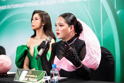 Bùi Lan Hương bị chê phá hỏng nhạc Trịnh; Khán giả yêu cầu cắt sóng Phạm Thoại - Ảnh 5. Bùi Lan Hương bị chê phá hỏng nhạc Trịnh; Khán giả yêu cầu cắt sóng Phạm Thoại - Ảnh 5.