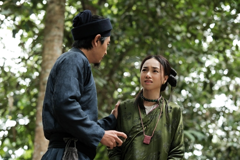 'Thám tử Kiên' của Victor Vũ bất ngờ đối đầu 'Lật mặt 8' của Lý Hải dịp 30-4 - Ảnh 4. 'Thám tử Kiên' của Victor Vũ bất ngờ đối đầu 'Lật mặt 8' của Lý Hải dịp 30-4 - Ảnh 4.
