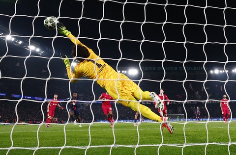 Alisson cứu thua 10 lần, Liverpool thắng PSG - Ảnh 2.