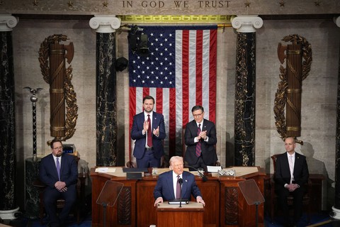 Tổng thống Donald Trump: 'Nước Mỹ đang trở lại' - Ảnh 3. Tổng thống Donald Trump: Sẽ dọn sạch bộ máy quan liêu - Ảnh 4.