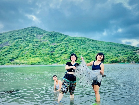 Bích Đầm trên vịnh Nha Trang trở thành điểm du lịch cộng đồng - Ảnh 1. Bích Đầm trên vịnh Nha Trang trở thành điểm du lịch cộng đồng - Ảnh 1.