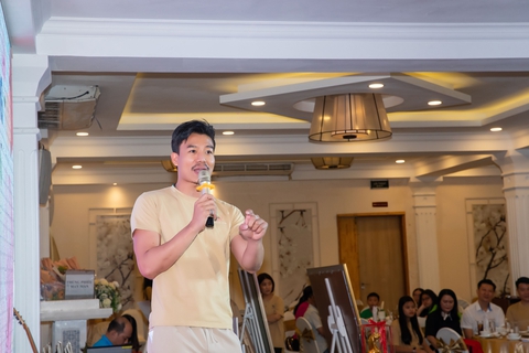Hiếu Nguyễn tham gia rèn luyện nhân cách cho các bé mồ côi sau dịch COVID-19 - Ảnh 1.