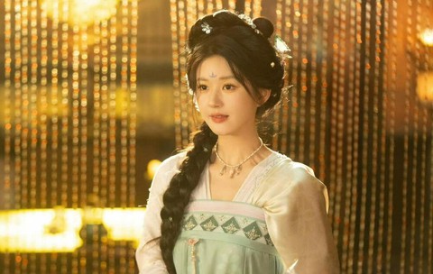 Xuân Bắc khen MV Bắc Bling của Hoà Minzy; Thanh Thủy làm đại sứ du lịch Đà Nẵng - Ảnh 7. Thanh Thủy làm đại sứ du lịch Đà Nẵng - Ảnh 6.