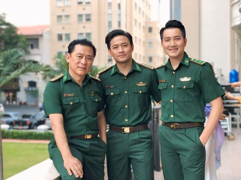Thay đổi quan trọng ở hai doanh nghiệp của diễn viên Quý Bình - Ảnh 1. Chàng trai tốt bụng, hiền hoà, chào con... Quý Bình - Ảnh 4.