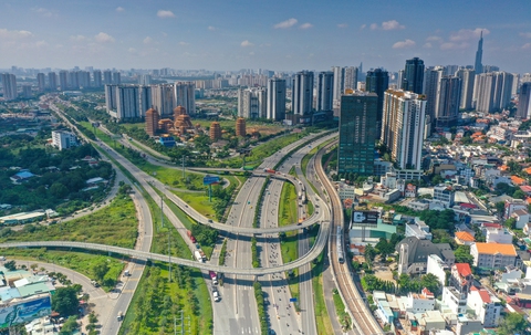 Quán quân thu ngân sách: Hà Nội chạy nhanh, không phải TP.HCM chạy chậm - Ảnh 1. Quán quân thu ngân sách: Hà Nội chạy nhanh, không phải TP.HCM chạy chậm - Ảnh 1.