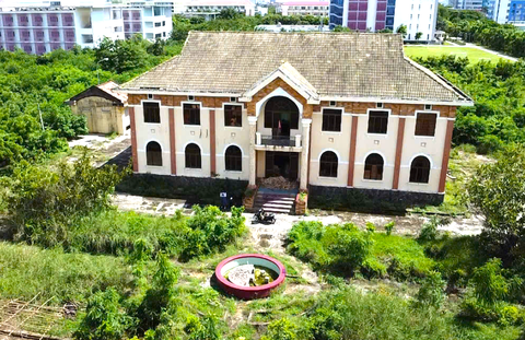 Phú Yên yêu cầu tạm dừng đầu tư, xây dựng các trụ sở - Ảnh 1. Phú Yên yêu cầu tạm dừng đầu tư, xây dựng các trụ sở - Ảnh 1.