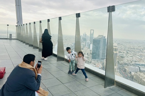 Người Việt trên hoang mạc Saudi - Ảnh 6. Người Việt trên hoang mạc Saudi - Ảnh 5.