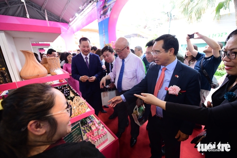 Nhiều hoạt động trải nghiệm tại Lễ hội Việt - Nhật 2025 - Ảnh 8. Nhiều hoạt động trải nghiệm tại Lễ hội Việt - Nhật 2025 - Ảnh 8.