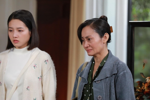 Hạnh Thúy cảm thông mẹ Chát 'máu lạnh' - Ảnh 2. Hạnh Thúy cảm thông mẹ Chát - Ảnh 2.