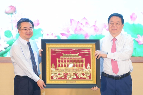 Ông Nguyễn Trọng Nghĩa: 'Sáp nhập tỉnh, xóa tư tưởng phát triển cục bộ' - Ảnh 3.