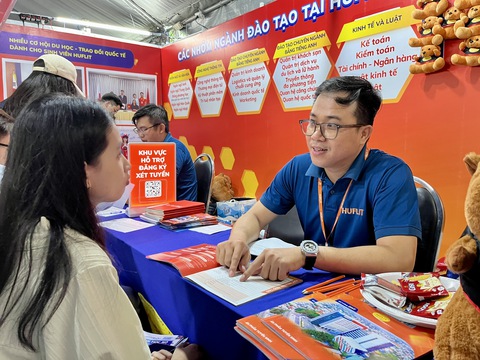 Từ 2025 xét tuyển cao đẳng chung đại học, chưa áp dụng với trung cấp - Ảnh 3. Năm 2025 xét tuyển cao đẳng ra sao? Làm gì để tăng cơ hội đậu ngành y? - Ảnh 7.
