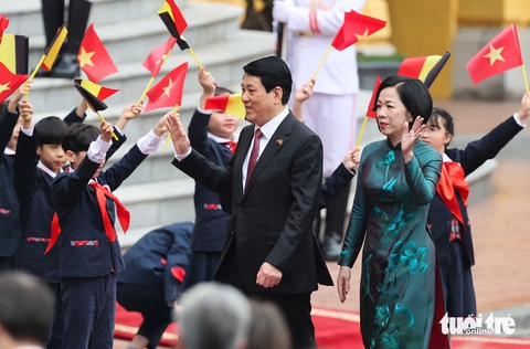 Nhà vua Bỉ - Ảnh 2.
