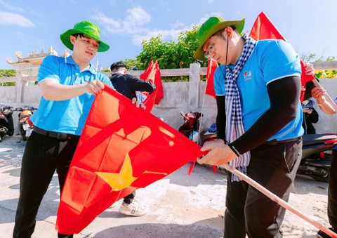 Để đảo gần bờ thêm nữa... - Ảnh 1. đảo Phú Quý - Ảnh 1.