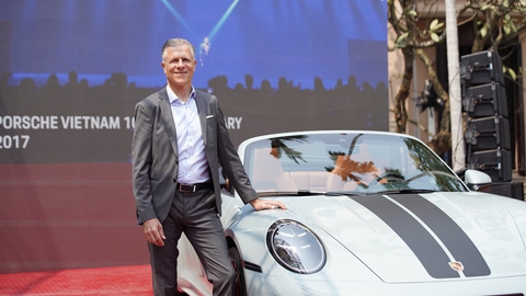 CEO Porsche Việt Nam: ‘Khách hàng Việt trẻ bậc nhất thế giới, 30% là nữ giới’ - Ảnh 1.