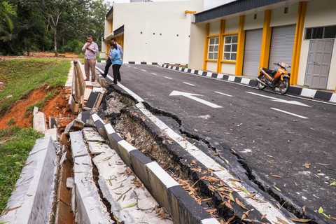 Chuyên gia Malaysia cảnh báo nóng sau động đất ở Myanmar - Ảnh 1.