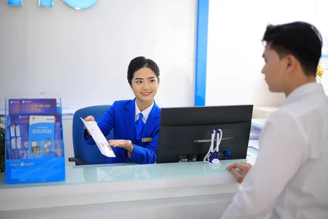 VNPT ra mắt gói cước Internet tốc độ tối thiểu 300Mbps - Ảnh 1. VNPT - Ảnh 1.