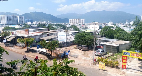 Sự thật về hơn 2.000 vụ ngăn chặn làm thủ tục đất đai theo yêu cầu của TP Nha Trang - Ảnh 1.
